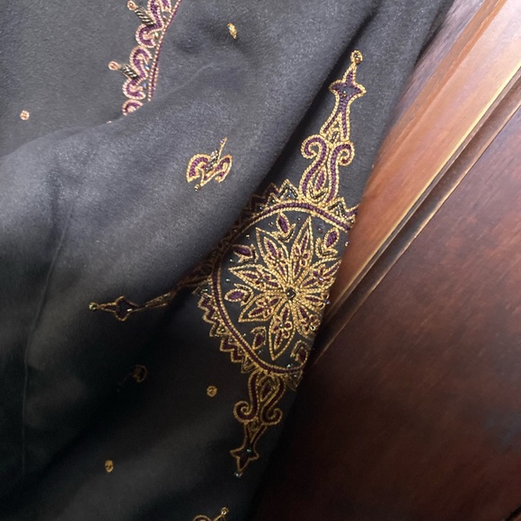 Pakistani designer brown suede long kameez embroidered in fall colors - Picture 7 of 9